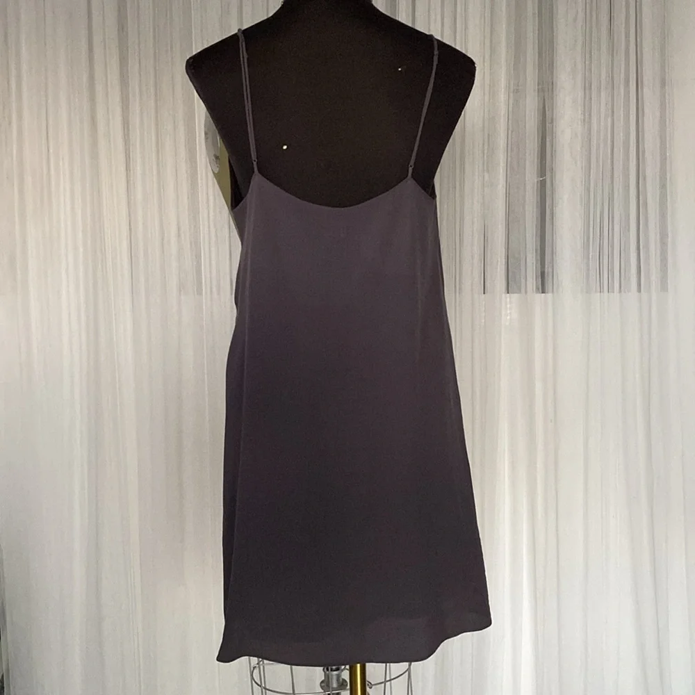 Aritzia Wilfred Free Elegant Taupe Slip Dress! Size Medium - Picture 5 of 17